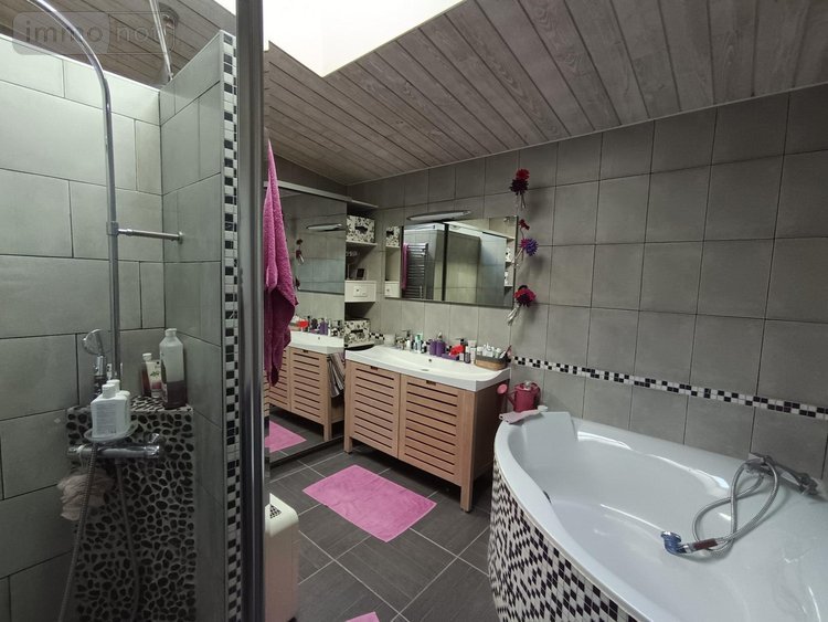 Maison a vendre Sallertaine 85300 Vendée 207 m2 6 pièces 332600 euros