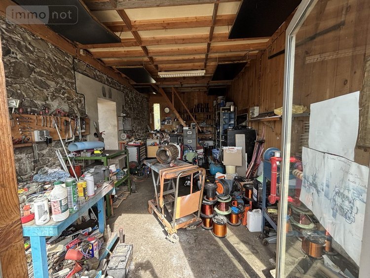 Maison a vendre Lanobre 15270 Cantal 174 m2 9 pièces 153700 euros