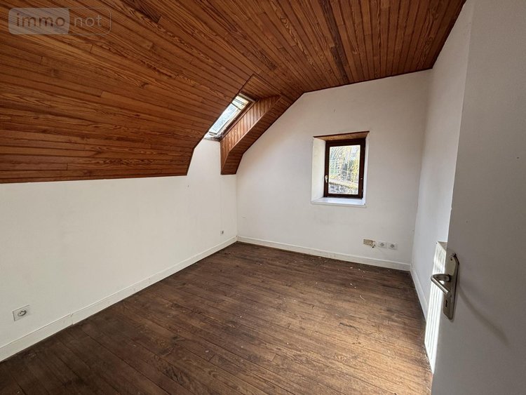 Maison a vendre Cheylade 15400 Cantal 280 m2 10 pièces 148400 euros