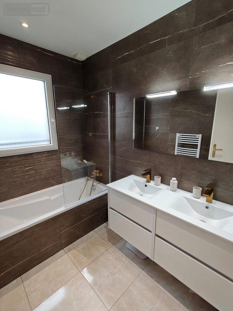 Maison a vendre Brécé 35530 Ille-et-Vilaine 93 m2 5 pièces 322360 euros
