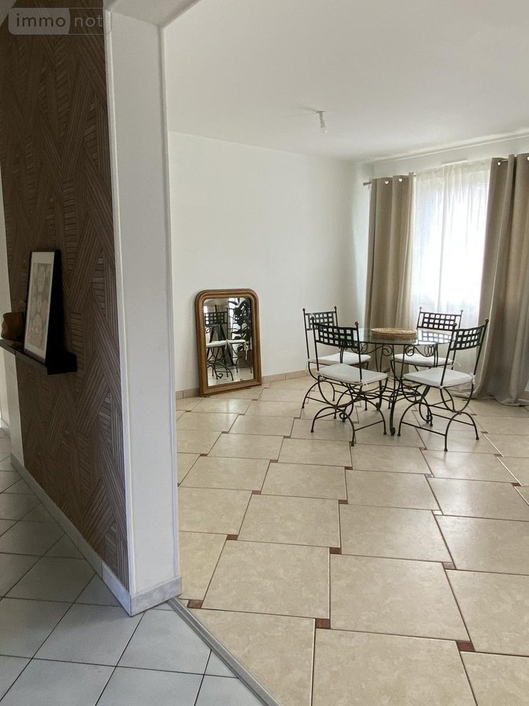 Appartement a vendre Lesquin 59810 Nord 79 m2 3 pièces 229000 euros