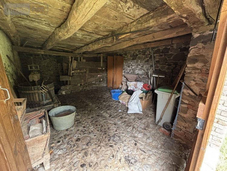 Maison a vendre La Monselie 15240 Cantal 148 m2 6 pièces 84800 euros