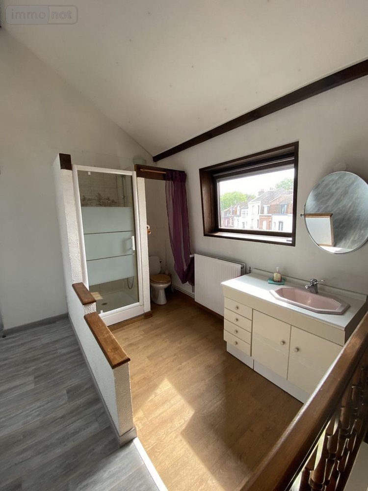 Immeuble a vendre Faches-Thumesnil 59155 Nord 235 m2  472000 euros