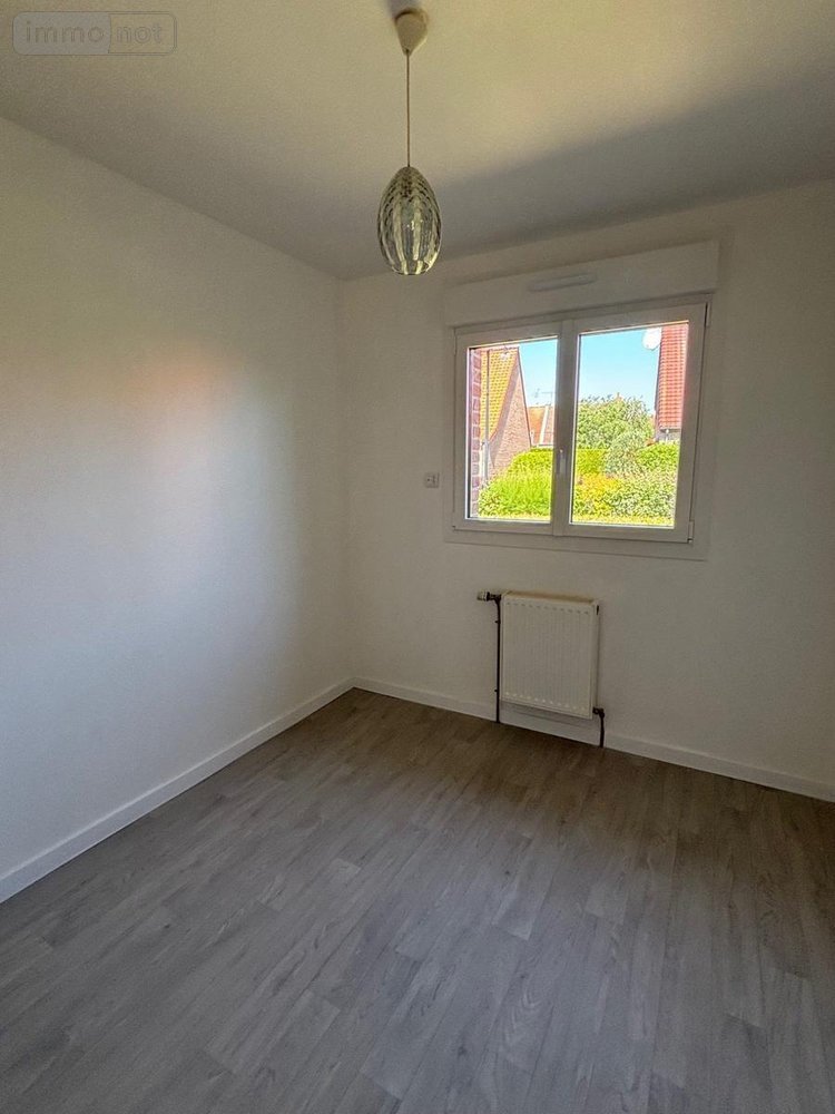 Location maison Lesquin 59810 Nord 180 m2 4 pièces 1600 euros