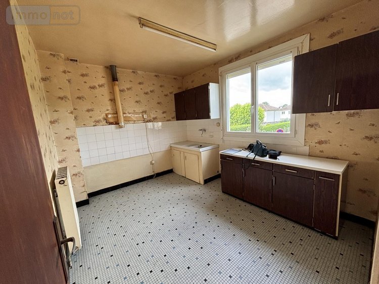 Maison a vendre Saignes 15240 Cantal 1 m2 6 pièces 84800 euros