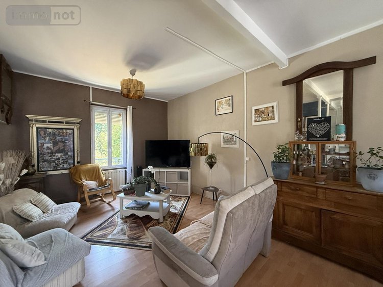 Maison a vendre Saint-Yorre 03270 Allier 223 m2 9 pièces 270000 euros