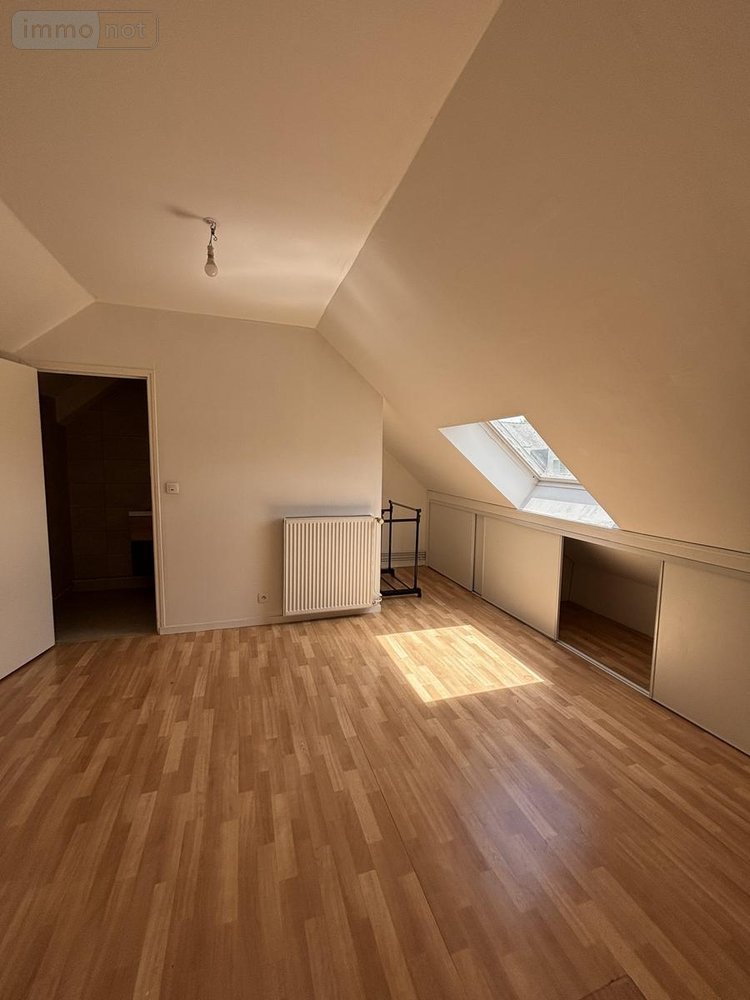 Location appartement Vern-sur-Seiche 35770 Ille-et-Vilaine 63 m2 2 pièces 740 euros