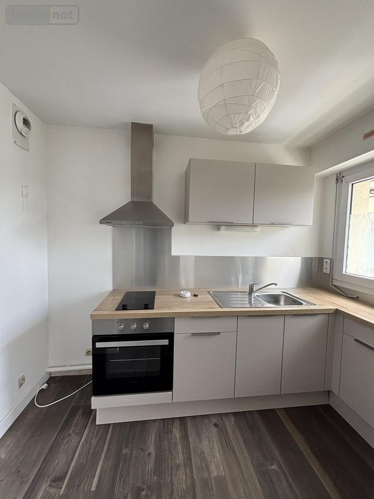 Location appartement Vern-sur-Seiche 35770 Ille-et-Vilaine 63 m2 2 pièces 740 euros