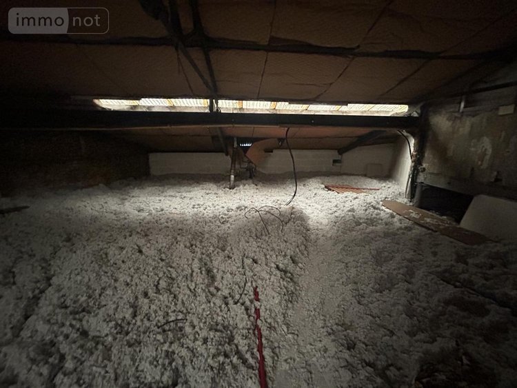 Fonds et murs commerciaux a vendre Cambrai 59400 Nord 202 m2  225300 euros