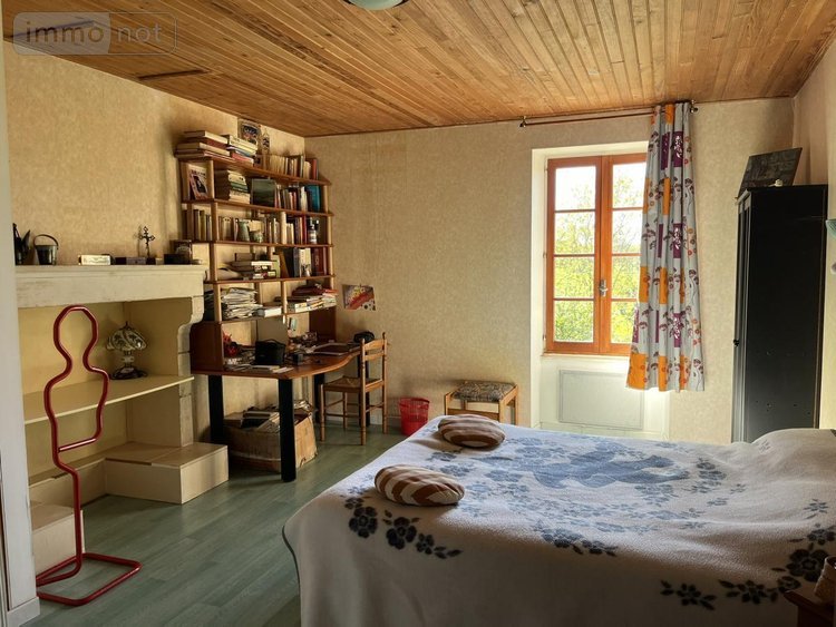 Maison a vendre Lairoux 85400 Vendée 227 m2 9 pièces 350240 euros