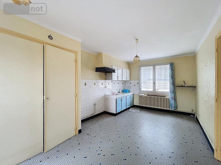 Maison a vendre Cléguer 56620 Morbihan 165 m2  198280 euros