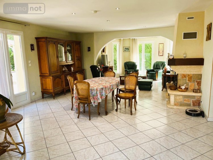 Maison a vendre La Guierche 72380 Sarthe 113 m2 5 pièces 276340 euros