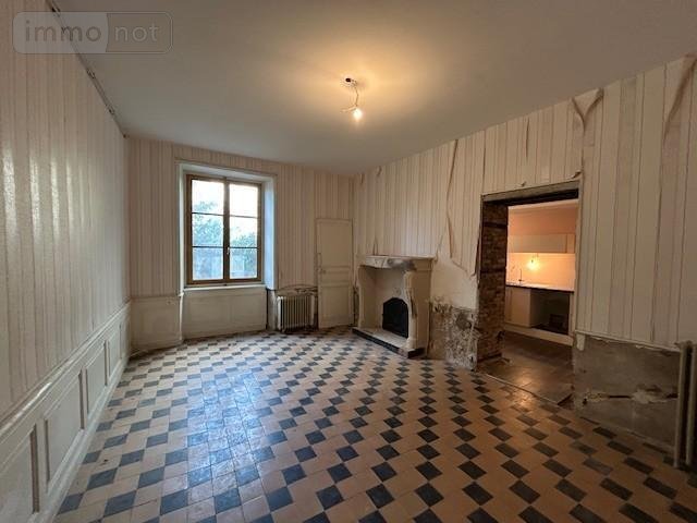 Appartement a vendre Thiers 63300 Puy-de-Dôme 208 m2 8 pièces 79000 euros