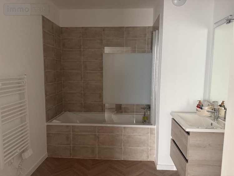 Location appartement L'Huisserie 53970 Mayenne 63 m2 3 pièces 790 euros