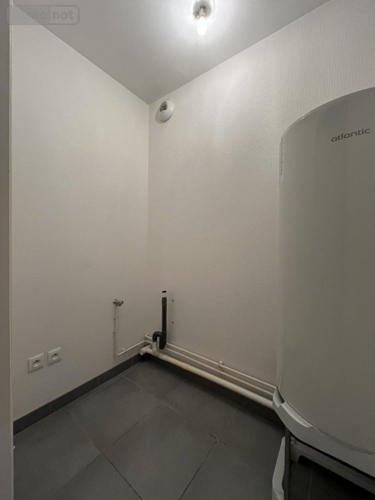 Location appartement Reims 51100 Marne 44 m2 2 pièces 582 euros