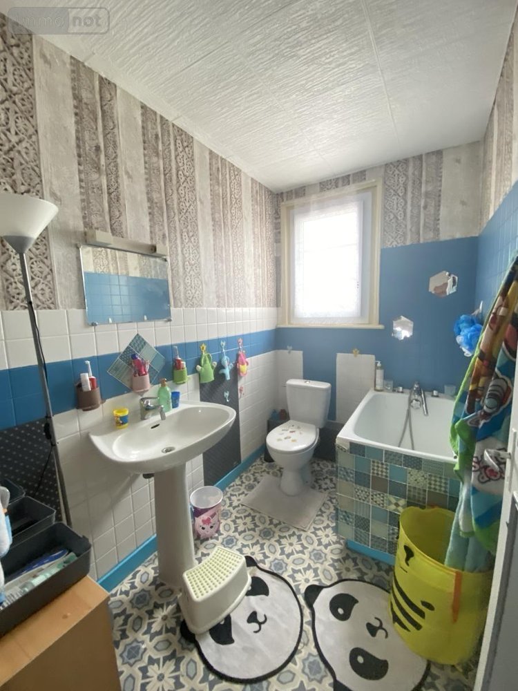 Maison a vendre Loudéac 22600 Côtes-d'Armor 172 m2 7 pièces 218400 euros