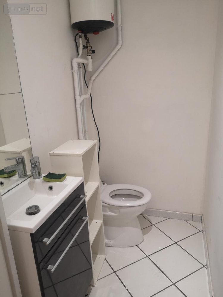 Location fonds et murs commerciaux Cambrai 59400 Nord 72 m2  990 euros