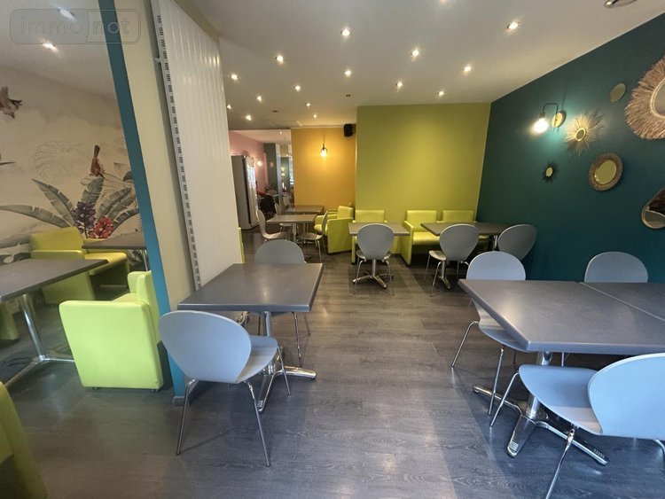 Location fonds et murs commerciaux Cambrai 59400 Nord 100 m2  2104 euros