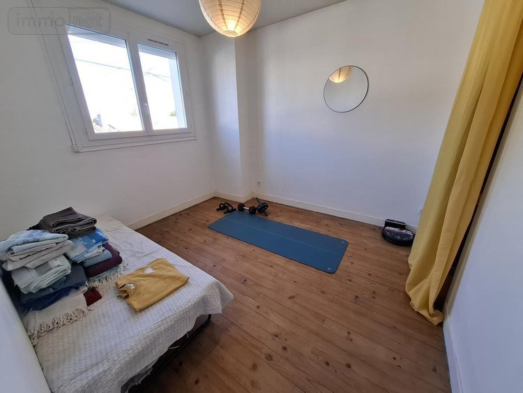 Maison a vendre Saintes 17100 Charente-Maritime 75 m2 4 pièces 199348 euros