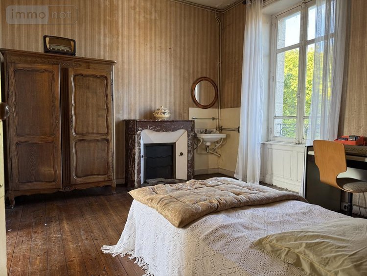 Maison a vendre Guingamp 22200 Côtes-d'Armor 243 m2 10 pièces 179512 euros