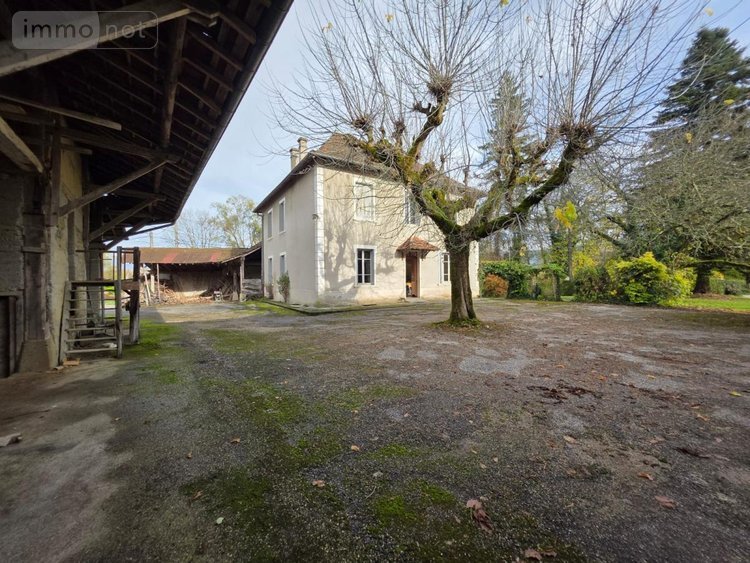 Maison a vendre Groslée Saint Benoit 01300 Ain 200 m2 7 pièces 219000 euros