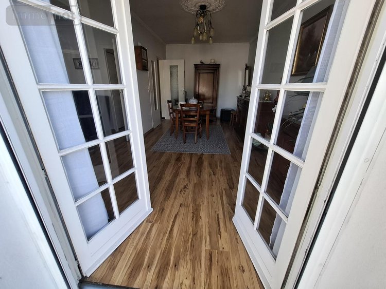Maison a vendre Saintes 17100 Charente-Maritime 147 m2 8 pièces 374000 euros