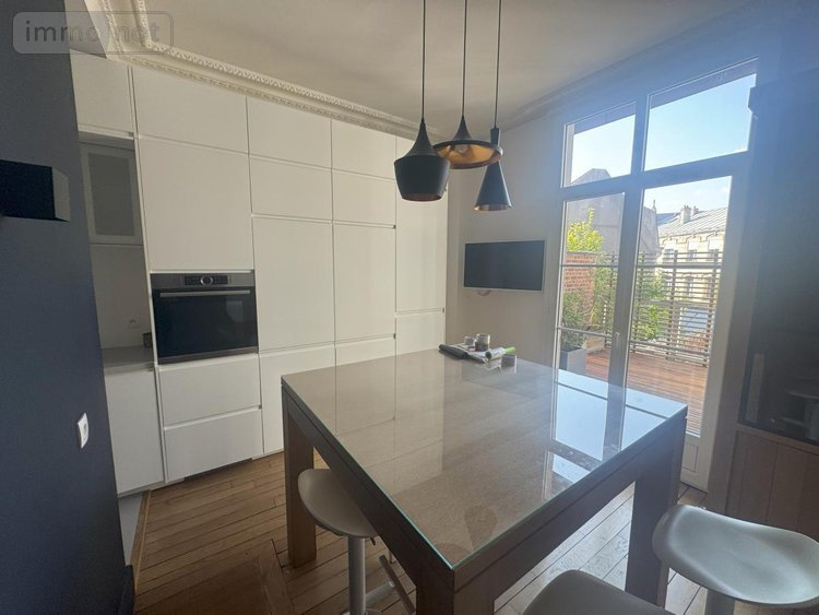 Immeuble a vendre Cambrai 59400 Nord 160 m2  393000 euros