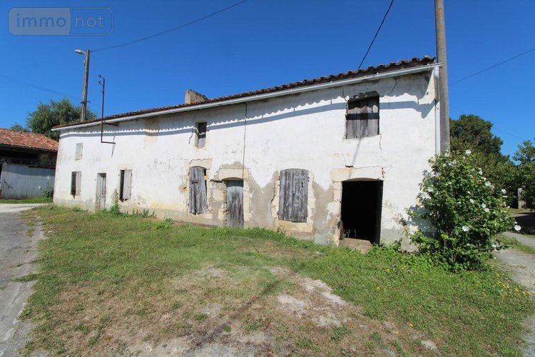 Maison a vendre Brizambourg 17770 Charente-Maritime 196 m2 7 pièces 262300 euros