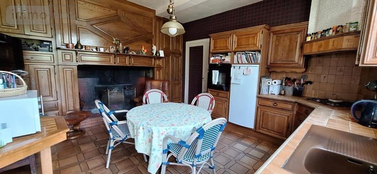 Maison a vendre Vic-Fezensac 32190 Gers 192 m2 8 pièces 218000 euros