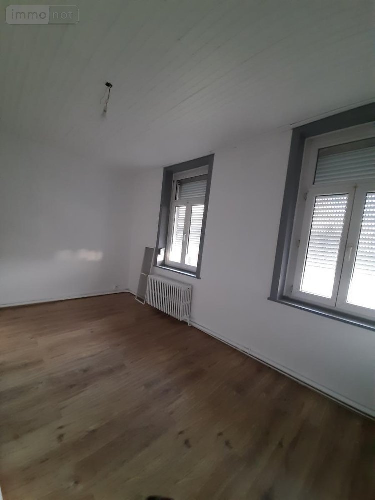 Location maison Beaucamps-Ligny 59134 Nord 110 m2  1240 euros