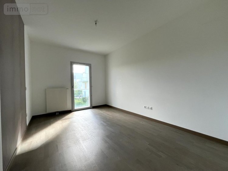 Location appartement Bezannes 51430 Marne 74 m2 3 pièces 976 euros