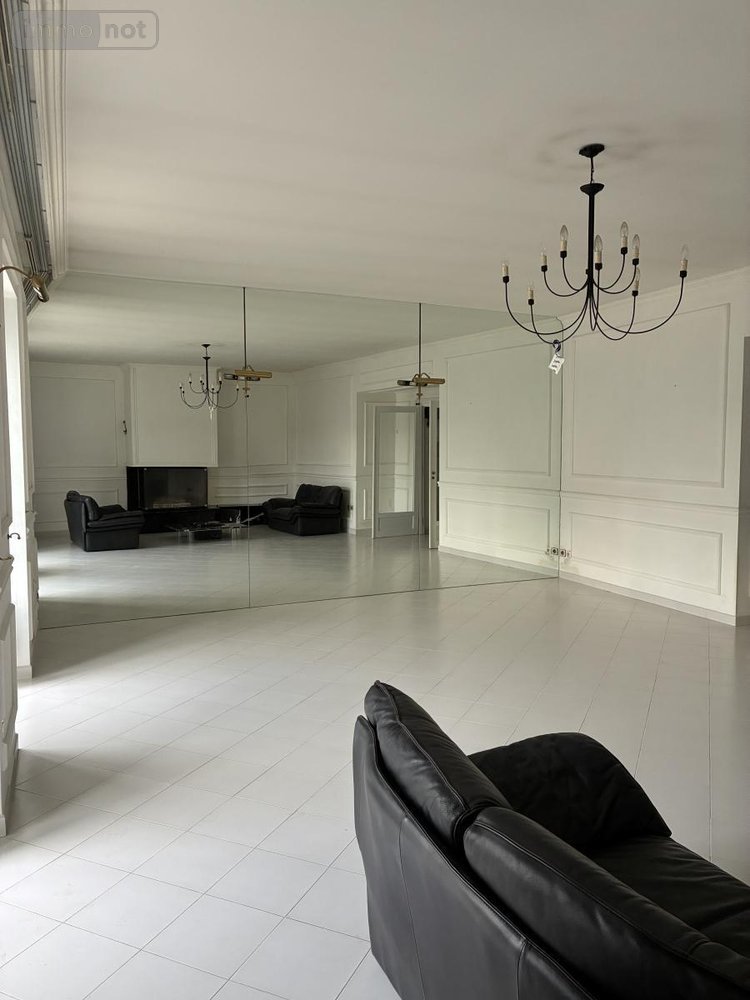 Appartement a vendre Saint-Affrique 12400 Aveyron 198 m2 6 pièces 238000 euros