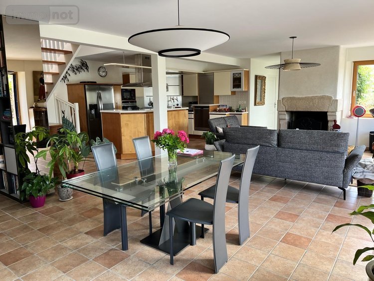 Maison a vendre Sarzeau 56370 Morbihan 143 m2 7 pièces 748800 euros