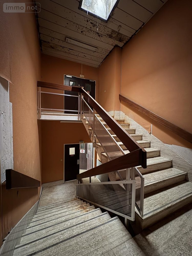 Immeuble a vendre Laon 02000 Aisne 1500 m2  700000 euros