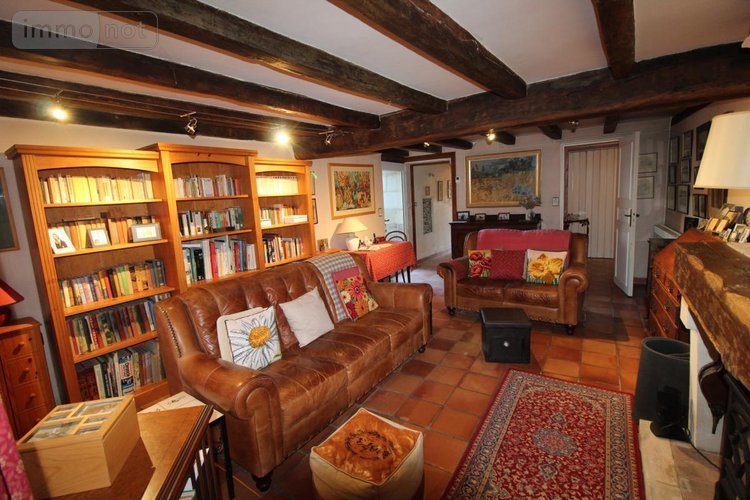 Maison a vendre Saintes 17100 Charente-Maritime 199 m2 5 pièces 262300 euros