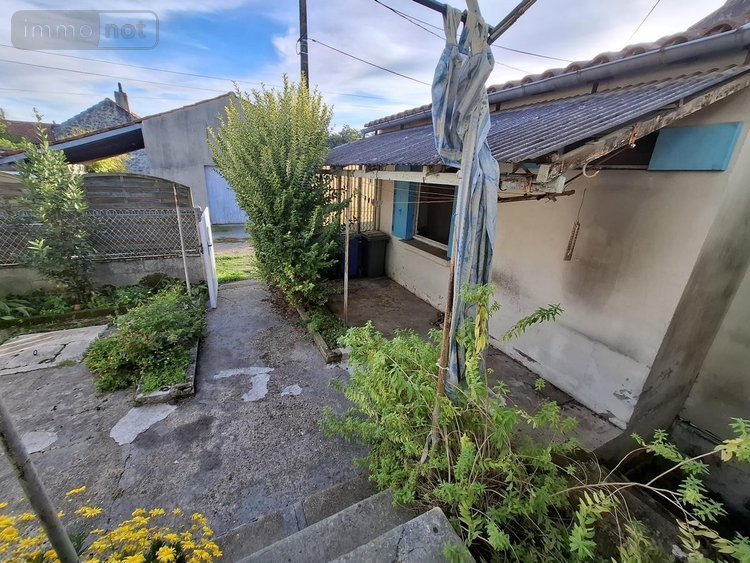 Maison a vendre Saintes 17100 Charente-Maritime 63 m2 3 pièces 115412 euros