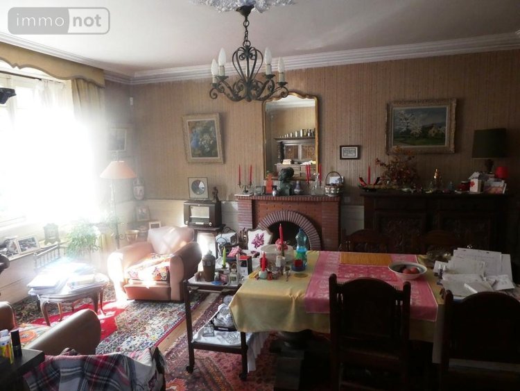 Maison a vendre Guémené-sur-Scorff 56160 Morbihan 310 m2  304300 euros