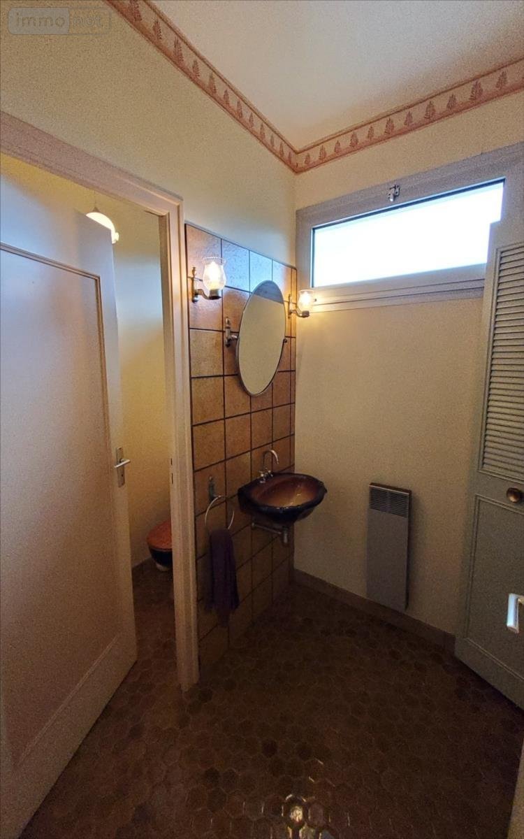 Maison a vendre Carhaix-Plouguer 29270 Finistère 171 m2 7 pièces 315000 euros