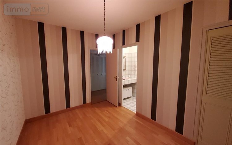 Maison a vendre Carhaix-Plouguer 29270 Finistère 171 m2 7 pièces 299250 euros