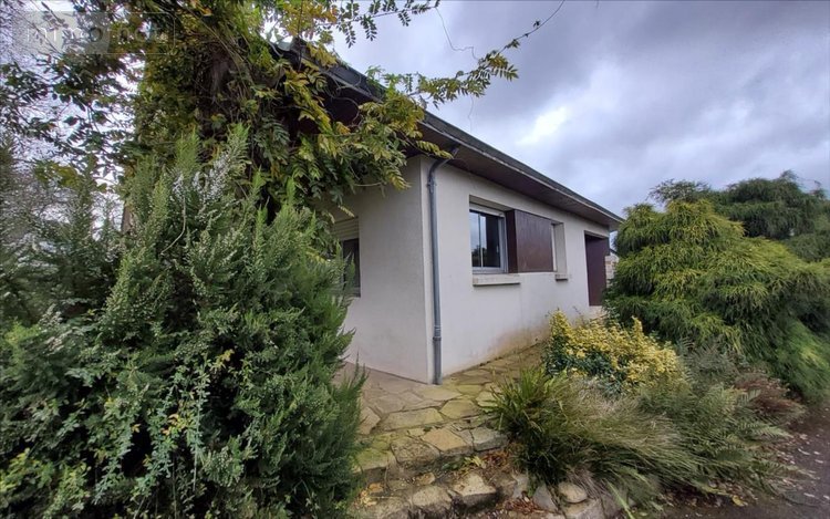 Maison a vendre Carhaix-Plouguer 29270 Finistère 171 m2 7 pièces 315000 euros