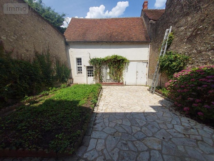Maison a vendre Montargis 45200 Loiret 180 m2 9 pièces 235900 euros