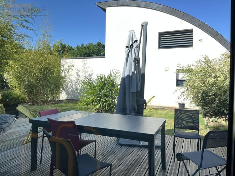 Maison a vendre Bonchamp-lès-Laval 53960 Mayenne 204 m2 8 pièces 696600 euros