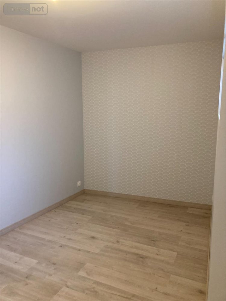 Location appartement Saint-Vaast-la-Hougue 50550 Manche 106 m2 3 pièces 860 euros