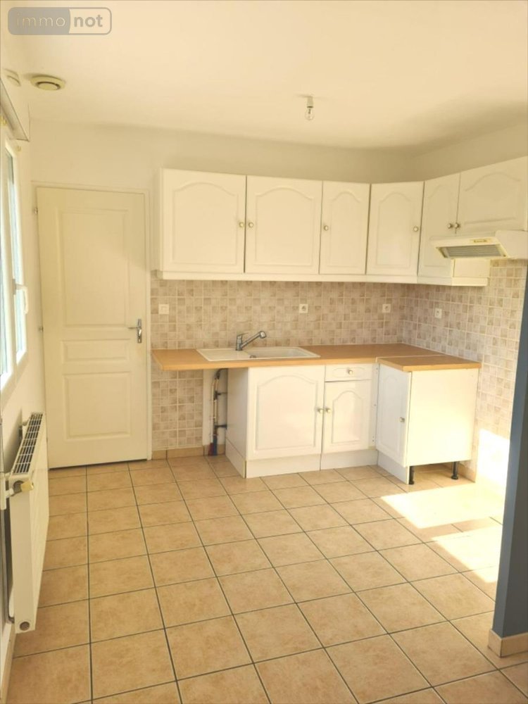 Location maison Saint-Ouen 41100 Loir-et-Cher 84 m2 4 pièces 710 euros