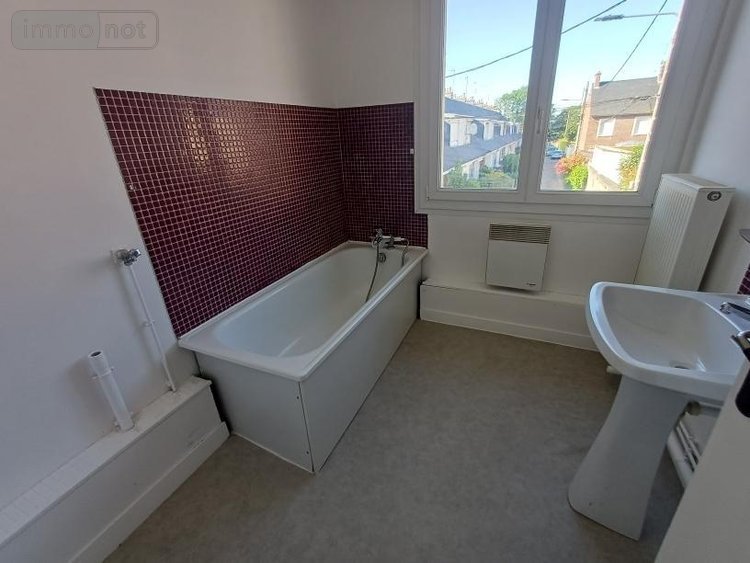 Location maison Amiens 80000 Somme 94 m2  965 euros