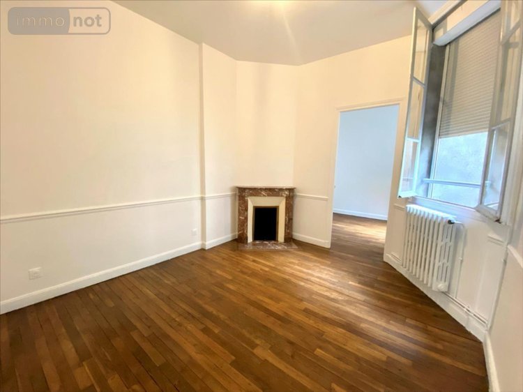 Location appartement Reims 51100 Marne 45 m2 3 pièces 740 euros