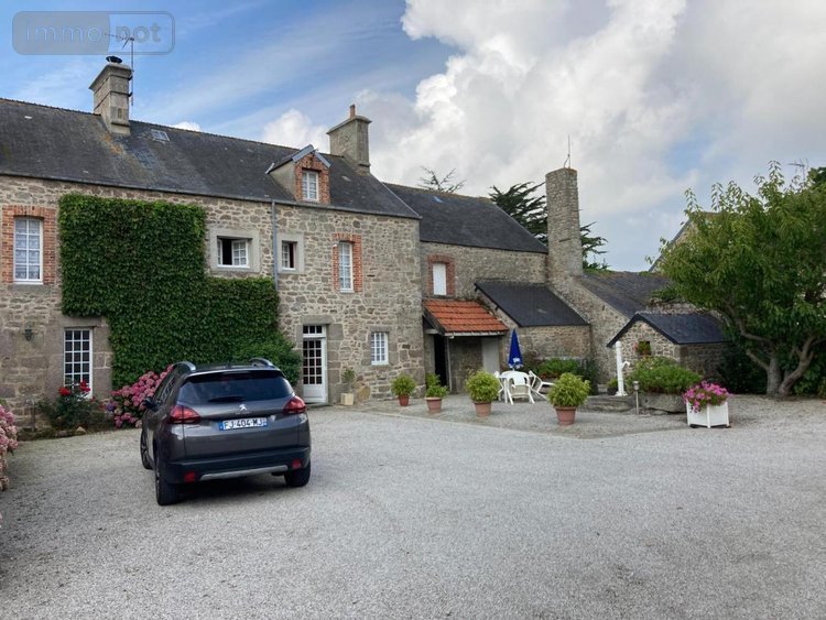 Maison a vendre Réville 50760 Manche 177 m2 8 pièces 786000 euros