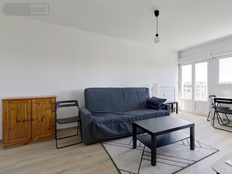 Location appartement Reims 51100 Marne 30 m2 1 pièce 560 euros