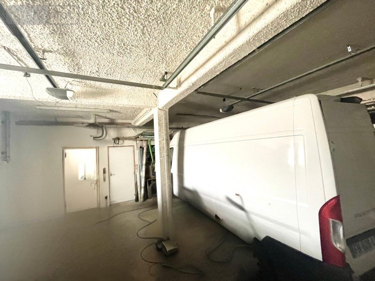 Fonds et murs commerciaux a vendre Fournels 48310 Lozère 327 m2  210000 euros