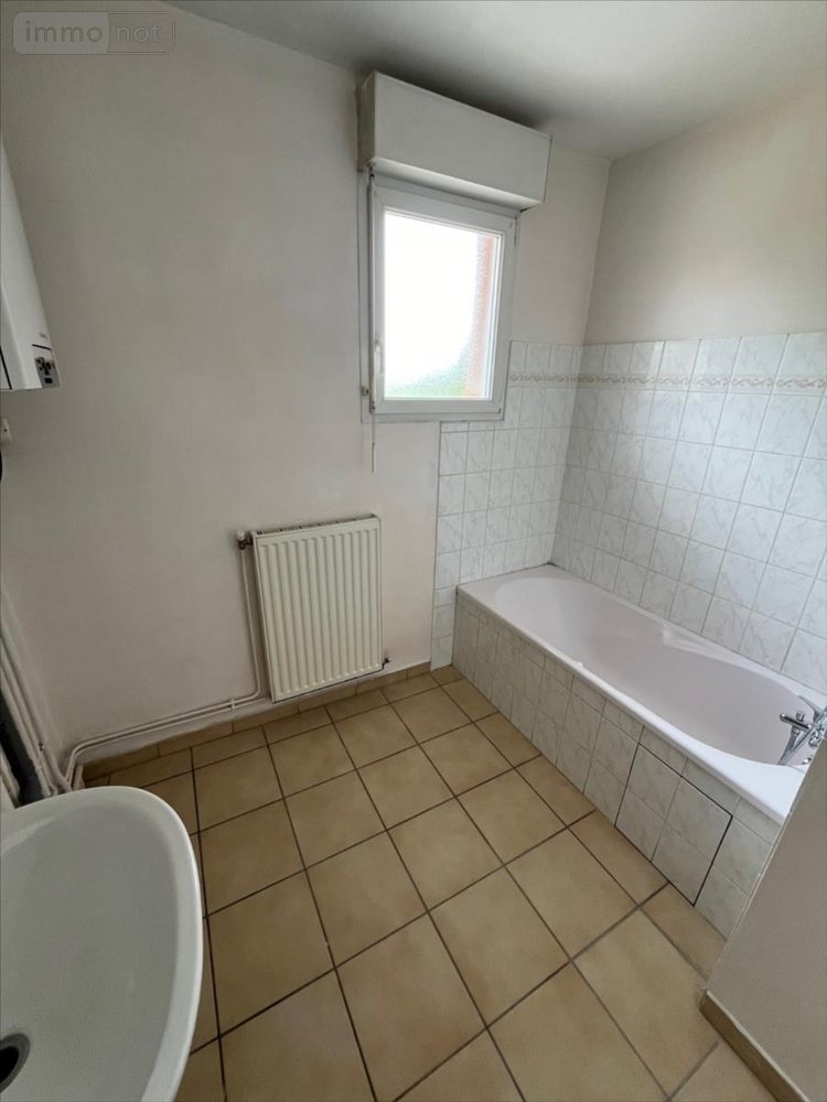 Location appartement Attignat 01340 Ain 80 m2 3 pièces 730 euros